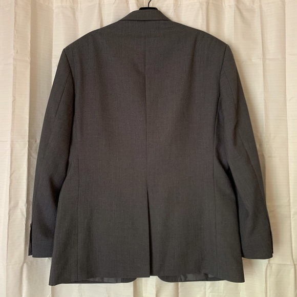 Haggar Grey 2 Button Sport Coat Blazer, Size 40S - Picture 2 of 11